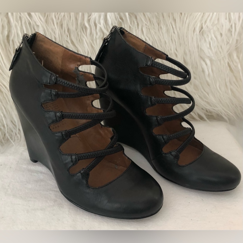 MRKT Black Leather Mary Jane  wedges
